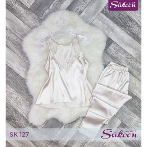 -Pyjama en satin -SK127 "بساطة تلمس الأنوثة"