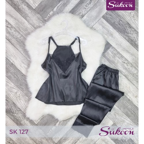 -Pyjama en satin -SK127 "بساطة تلمس الأنوثة"