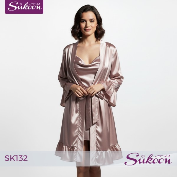 -Désabillé satin & dentelle… la touche d’élégance qui...