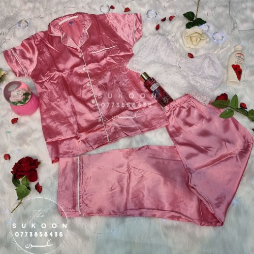Ensemble pyjama 3 pièces en satin