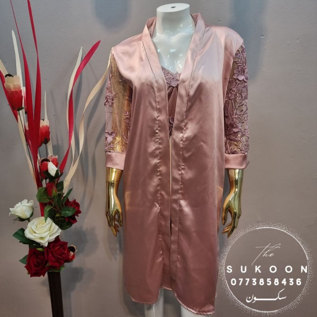 nuisette court en satin