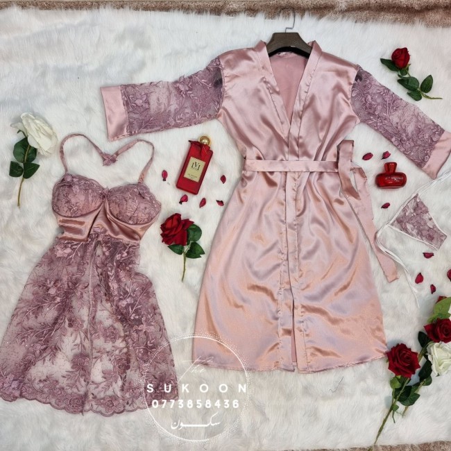 nuisette court en satin